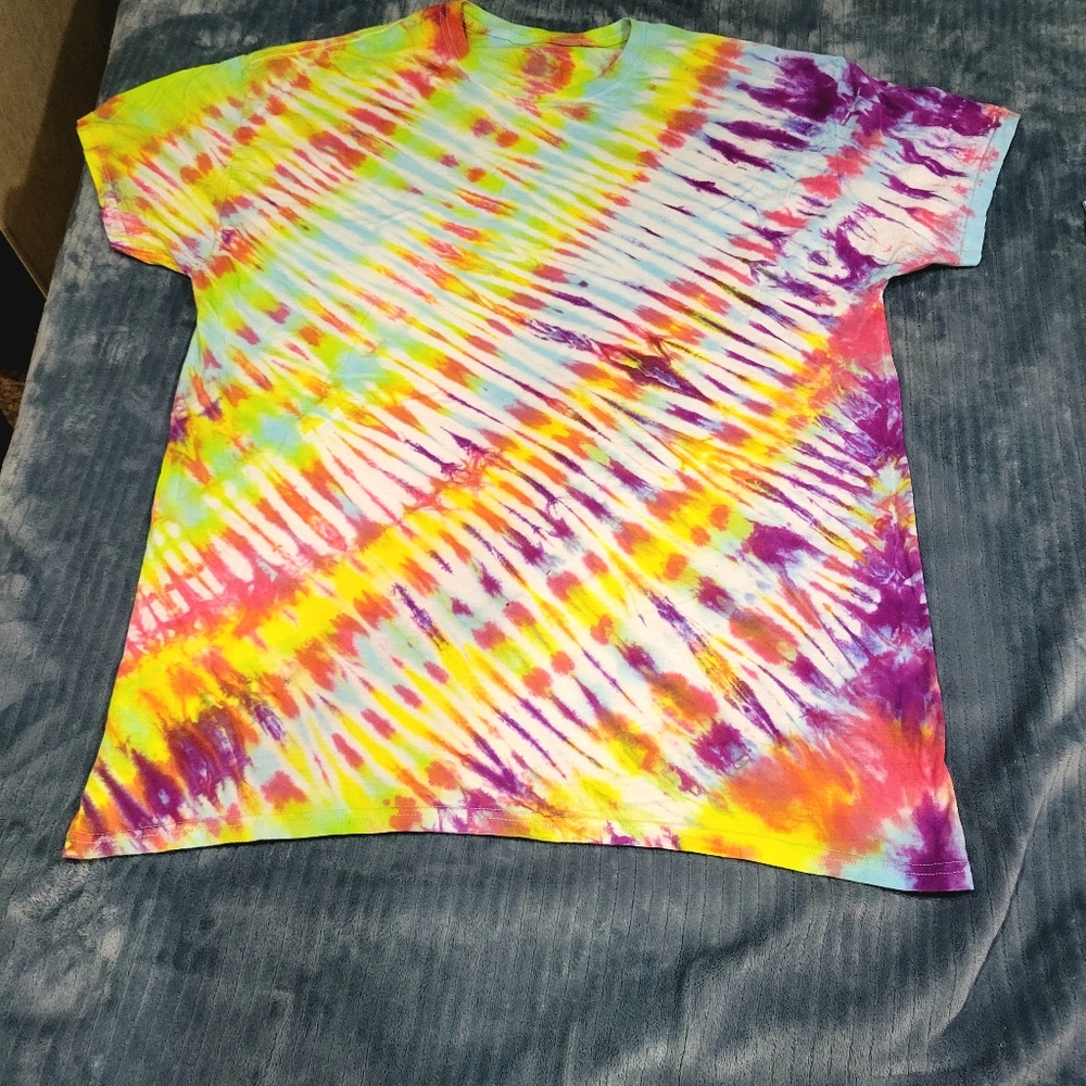MEN Tyedye Short Sleeve Tee Shirt